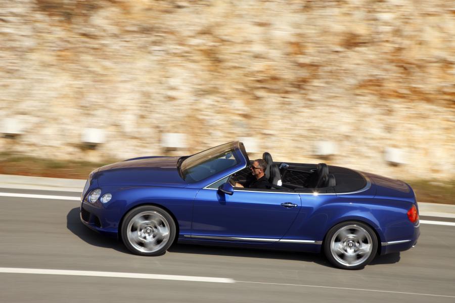  Bentley Continental GTC W12 2012 года  (фото 8 из 10)